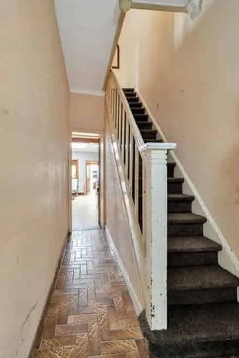 Huis Te Koop Sint Truiden: Investeringspand 2 Slaapkamers