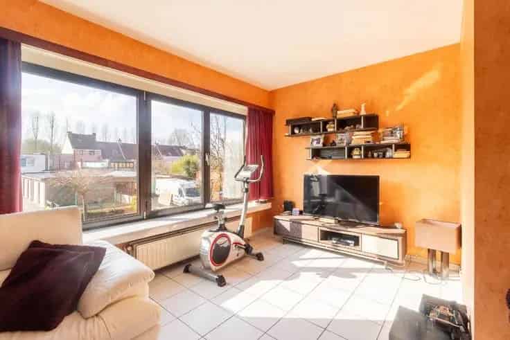 Huis Te Koop 4 slaapkamers Grote Tuin Rustige Buurt