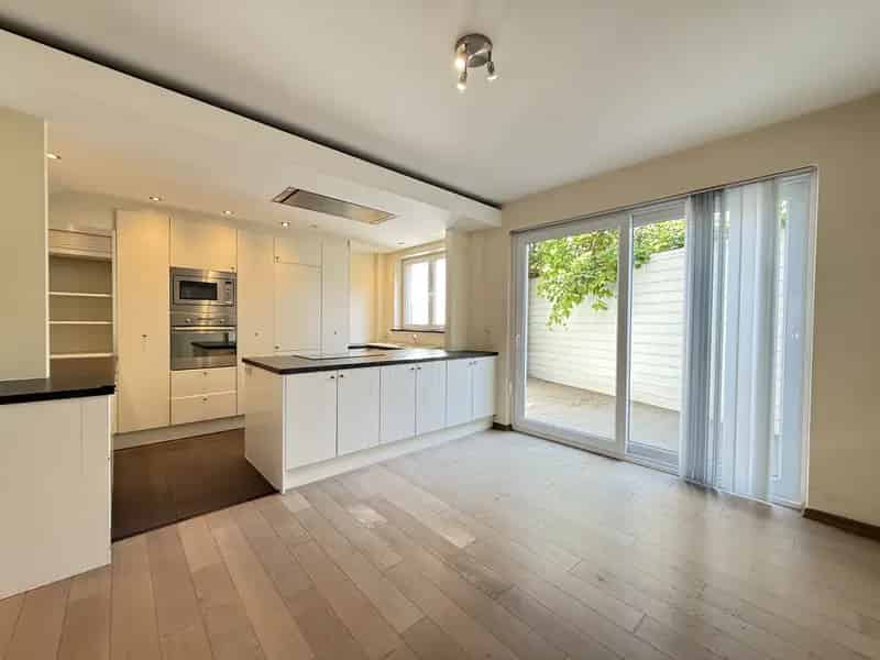 Moderne woning met koer