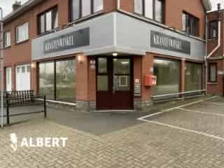 Handelspand te Huur Diepenbeek 74m2 3 Parkplaatsen Kelder