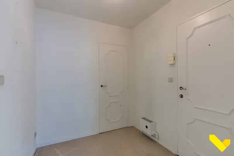Ruim Tweeslaapkamer Appartement In Hartje Geel!
