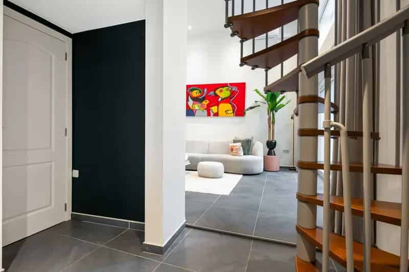 Gerenoveerd duplexappartement (66 m²) met terras in het bruisende centrum van Antwerpen