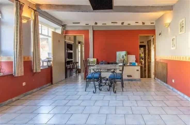 Huis Te Koop Poupehan: Groot Gebouw Gemengd Gebruik