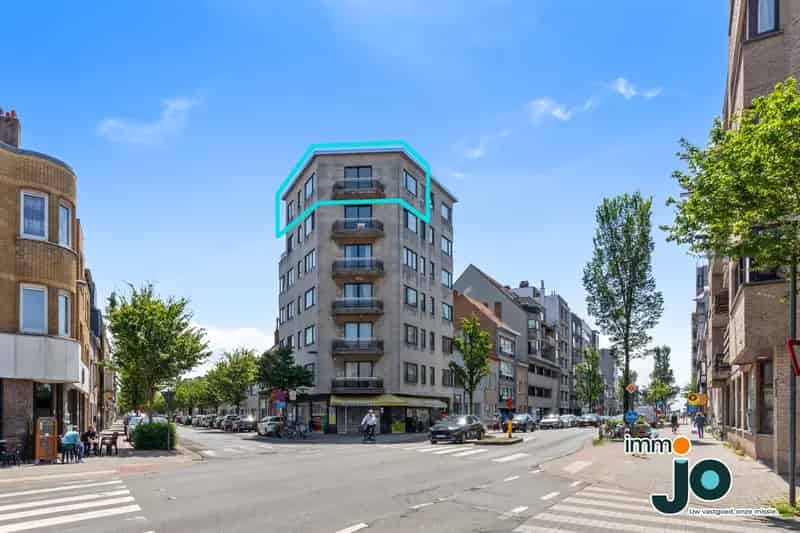 Appartement te huur Oostende: Lichtrijk hoekappartement 2 slaapkamers