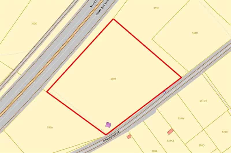 Bosgrond van 1ha op rustige locatie