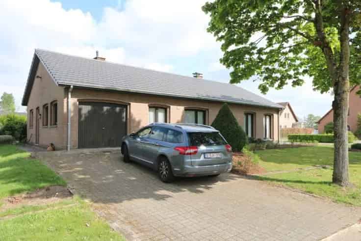 Huis Te Koop Rustig Gelegen 2 3 Slaapkamers Tuin Garage