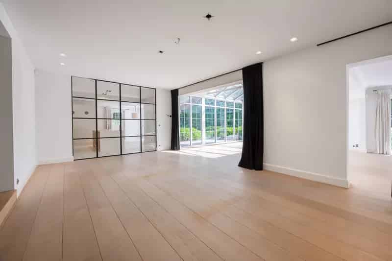 Instapklare villa op een riant perceel van 3.750 m²