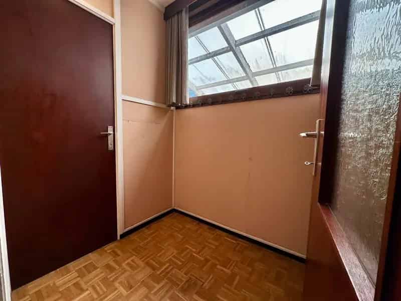Ruime woning met 4 slaapkamers te koop in Tongeren.