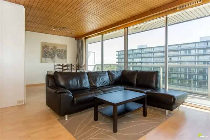 Appartement te huur Mortsel - Groot terras Parkeerplaats
