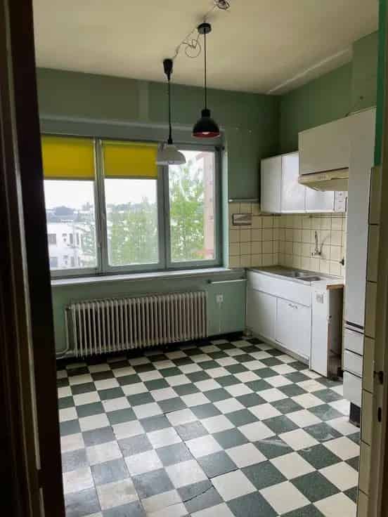 Appartement 97m² te renoveren Nabij Station