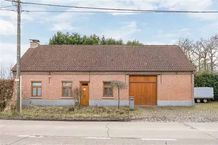 Charmante hoeve te Mechelen Zuid: Ruimte, Karakter en Comfort