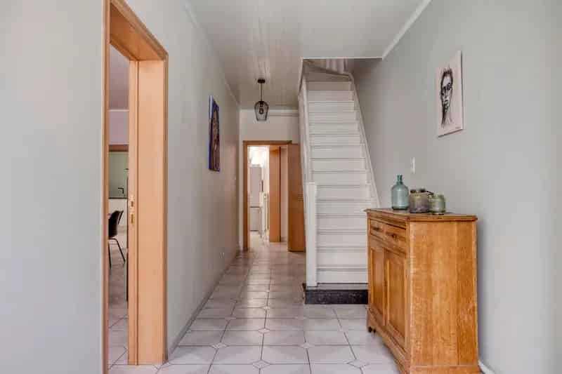 TOPPER: ruime instapklare woning met een enorm potentieel!