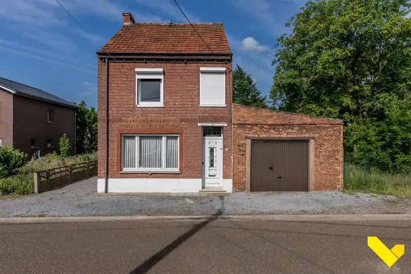 Uniek Renovatie- Of Projectpand Met Tal Van Mogelijkheden!