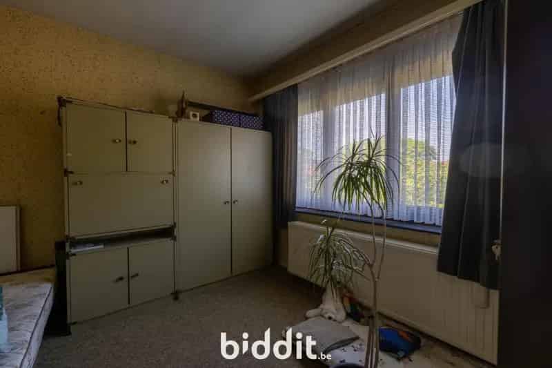 GUNSTIG GELEGEN WONING MET TUIN