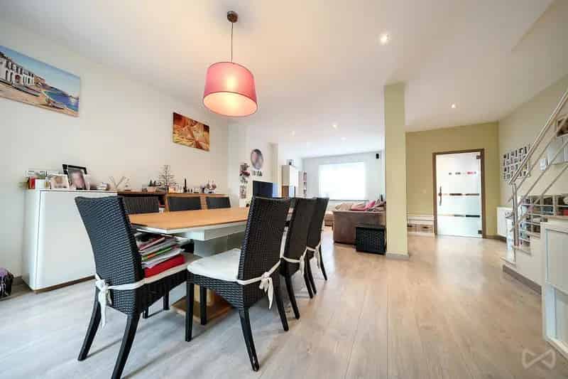 Huis met vier slaapkamers in Lot