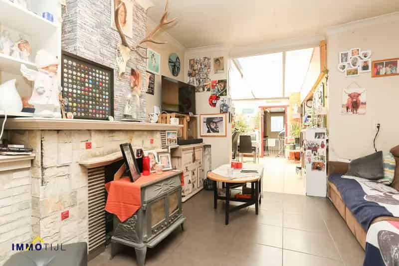 Ruime woning  3slpk (tot 5 slpks) te centrum Lebbeke!