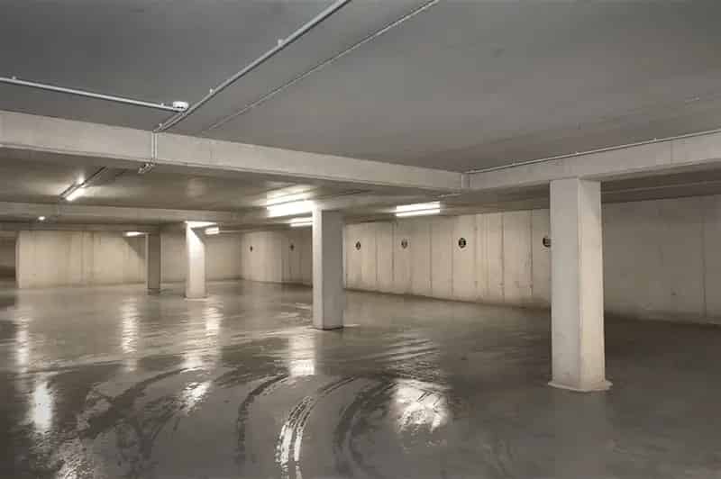 Garage te koop