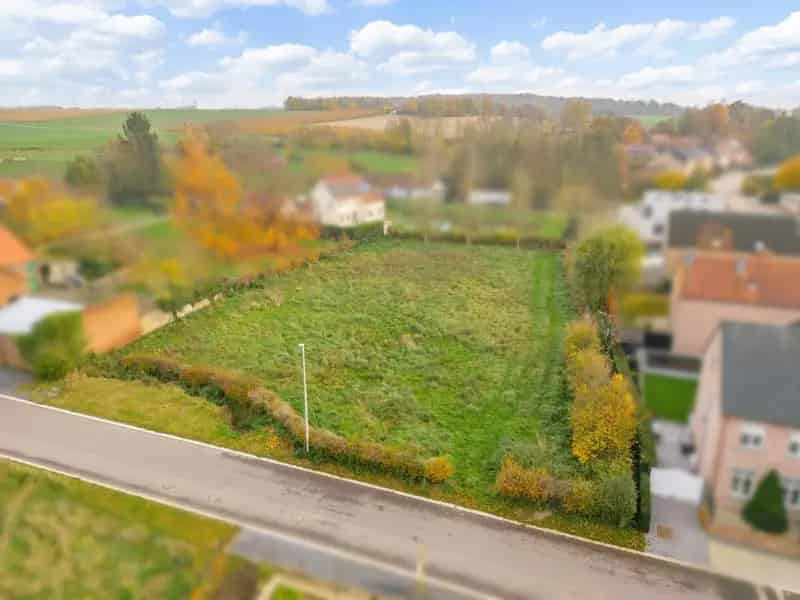 Prachtig perceel bouwgrond van 26a65ca voor open bebouwing in de nabije mooie omgeving van natuurgebied de Molenbeemd