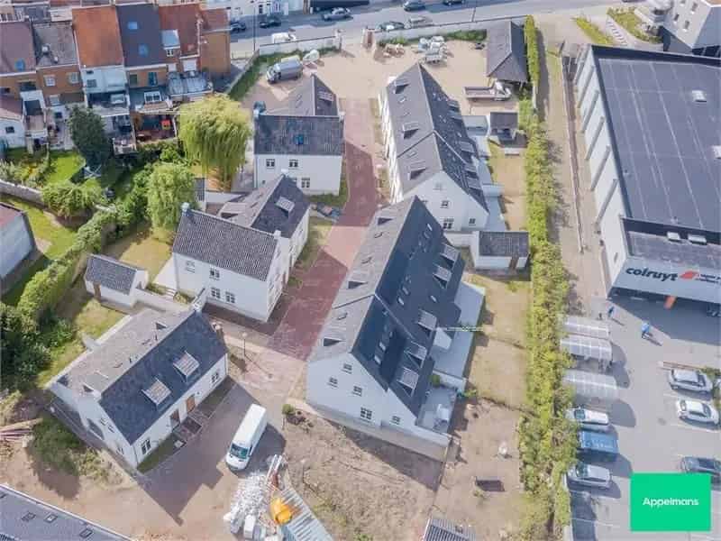 Nieuwbouw project te koop in Renaix