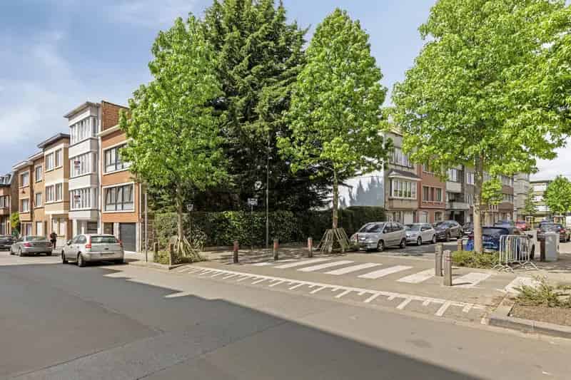 Bouwgrond voor het oprichten van een meergezinswoning.
