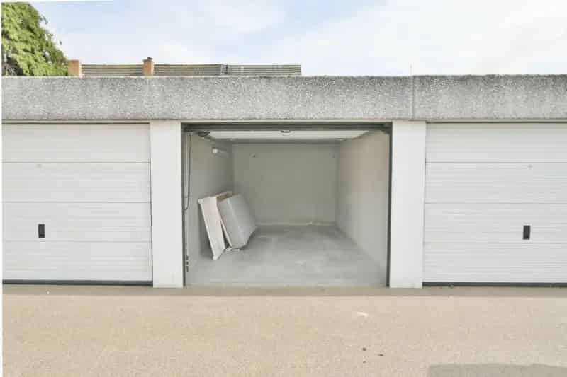 Garagebox in afgesloten complex te Oostende