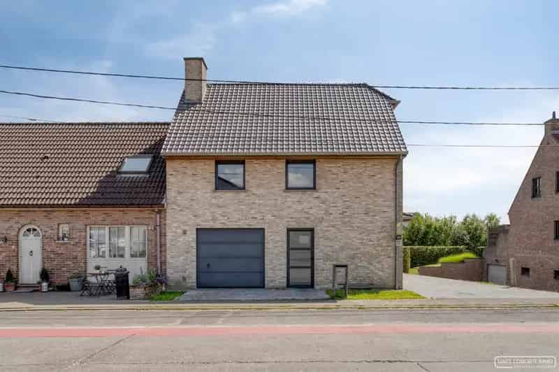 Ruime gezinswoning te Anzegem