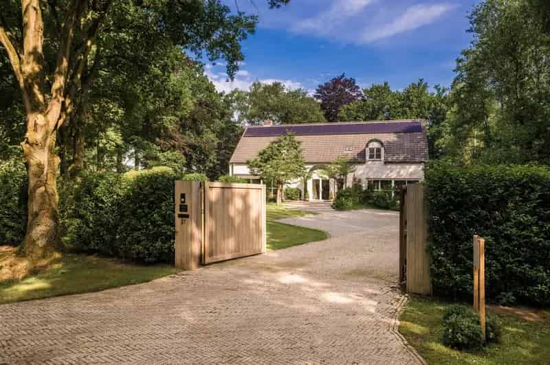 Uitzonderlijke rustig gelegen villa nabij de Kalmthoutse Heide! 