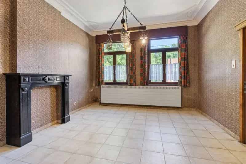 Karaktervolle woning met veel potentieel op 23are