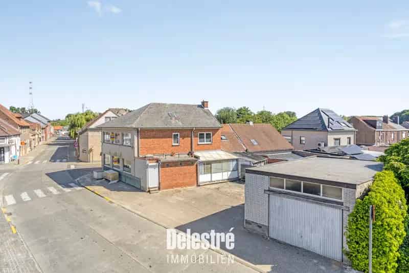 Handelswoning met garage op toplocatie in Sint-Martens-Bodegem (Dilbeek).