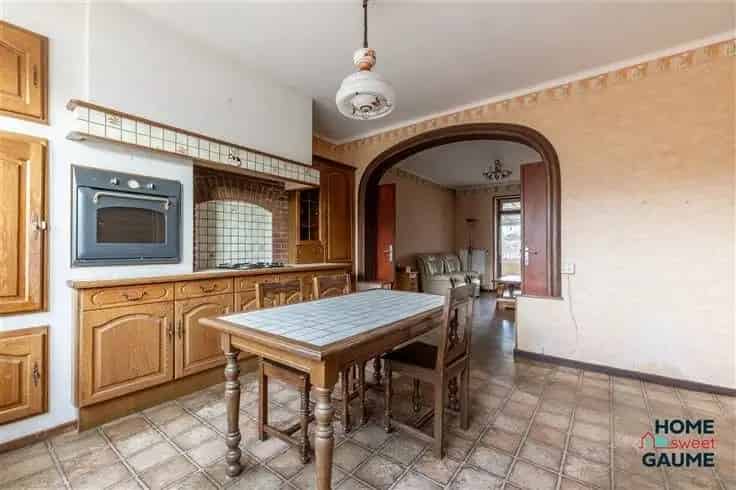Huis Te Koop Virton 4 Slaapkamers Ruime Tuin