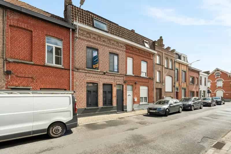 Charmante woning met 3, mogelijks 4 slaapkamers en toffe tuin op rustige locatie met vlotte verbinding