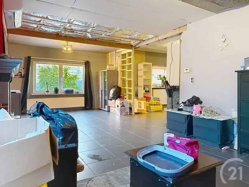 Huis met ruim bijgebouw te koop in Heist-op-den-Berg!