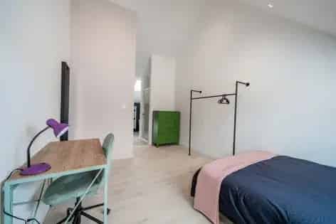 Ruime Colocatie Charleroi 7 slaapkamers 7 badkamers