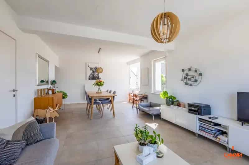 Gerenoveerde woning 4 slaapkamers Landegem