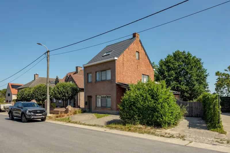 Open bebouwing 4 slaapkamers - mogelijk 5
