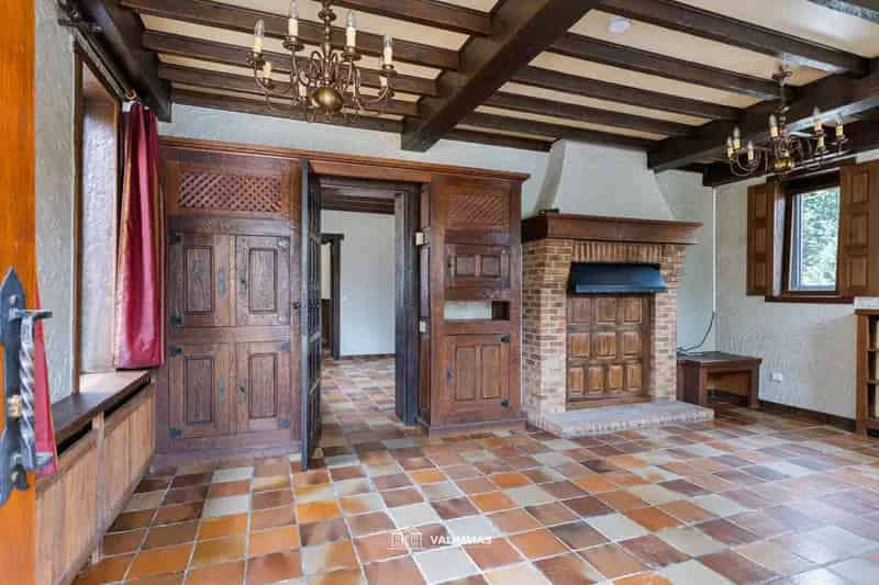 Uniek gelegen charmante en landelijke woning met garage...