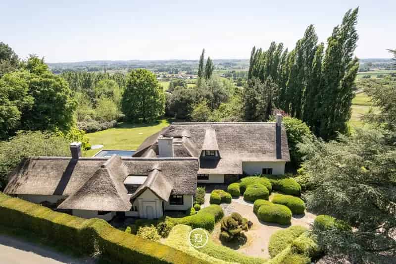 Huis te huur: Karaktervolle villa 503m² met zwembad