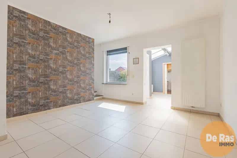 IMPE - Woning met 3 slaapkamers en tuinzone