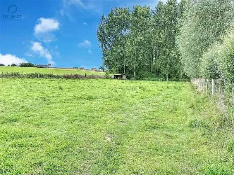 Landbouwgrond te koop in Lierde