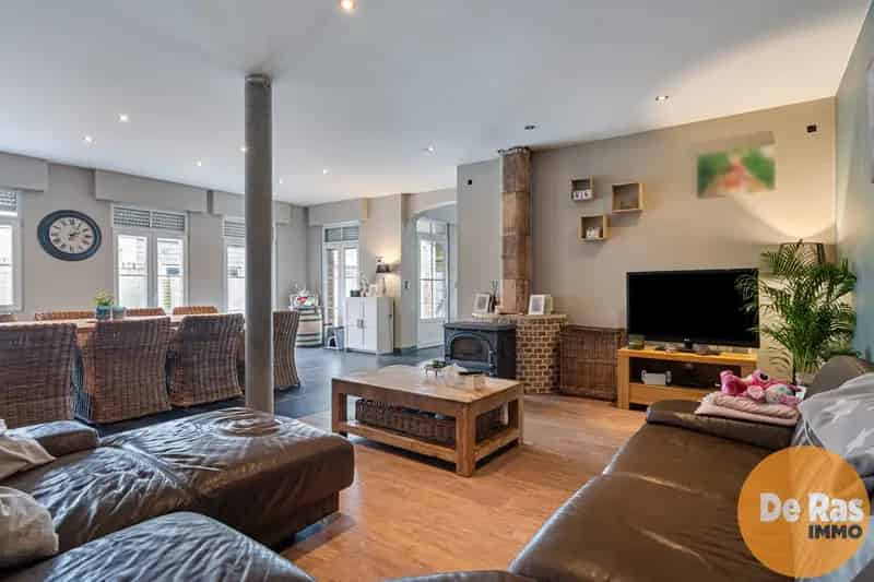 BERLARE - Landelijk gelegen woning met prachtig groenzicht