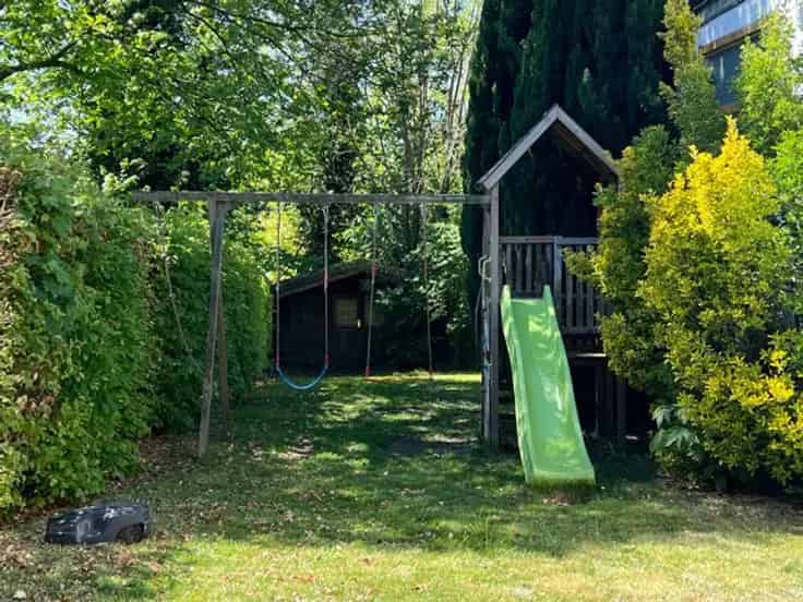 Huis Te Koop: Charmante Gezinswoning Nabij Station