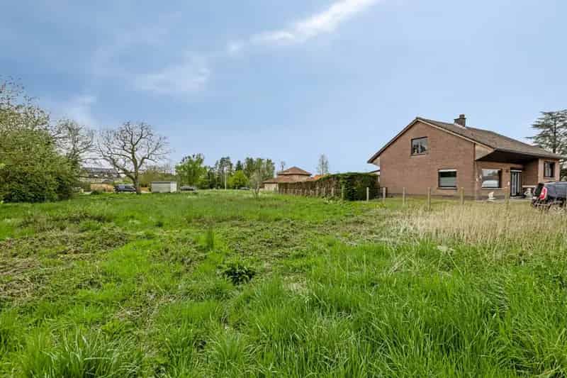Prachtig perceel bouwgrond voor open bebouwing in Waanrode met een opp van 8a 18ca