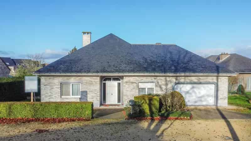 Ruime Villa 350m2 te Huur 4 slaapkamers Garage Tuin