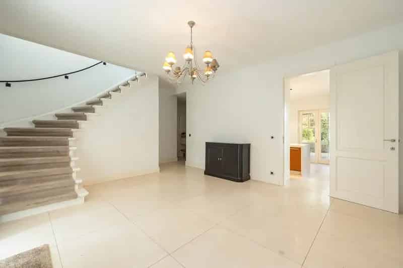 VILLA OP 3.750 m²