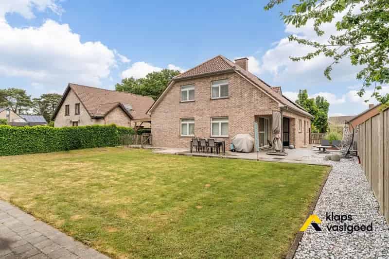 Gezinswoning 3 slaapkamers tuin 772m²