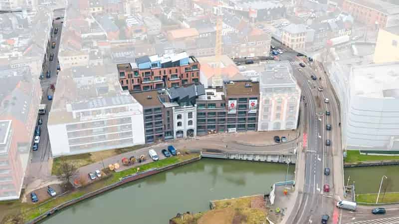 Nieuwbouwstudio + terras