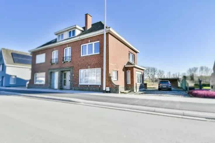 Huis Te Koop Kortemark: Rustige Woning met Tuin