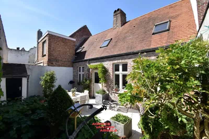 Authentieke historische stadswoning met prachtige tuin