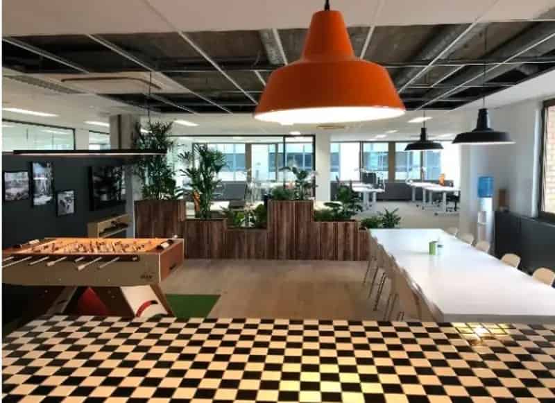 Instapklaar kantoor te Berchem