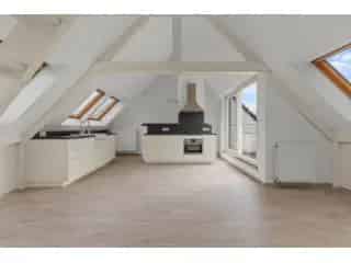 Huis te koop Schellebelle - Twee appartementen en kantoor